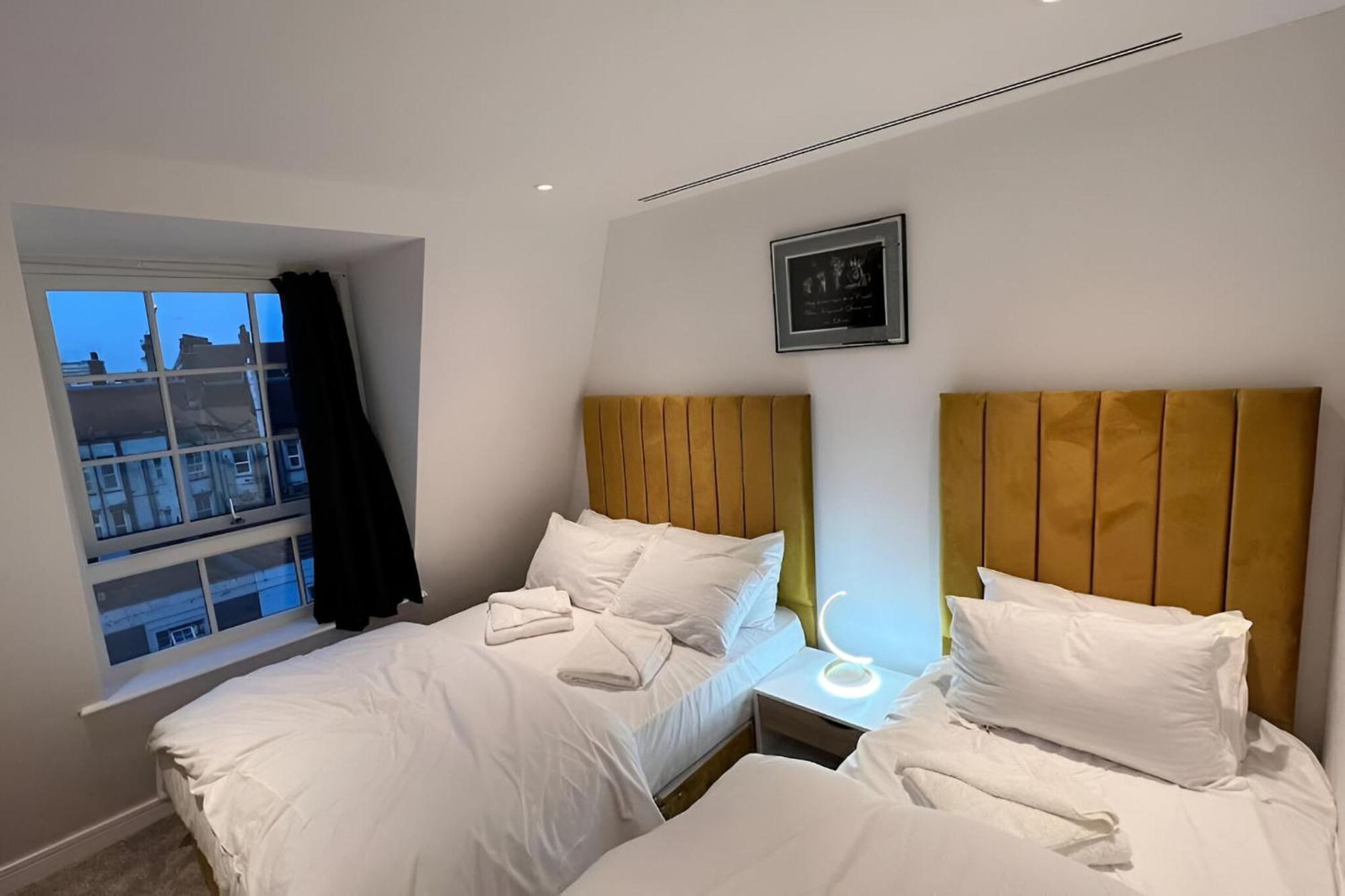 Reserve Amazing 2-bedroom Penthouse In Marble Arch 74